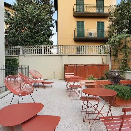 Costanza * Milan